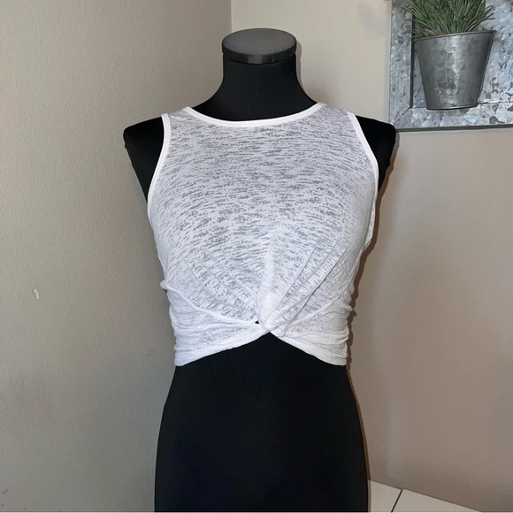 Lululemon Breeze Through Twist Tank Size 2 - Picture 2 of 7